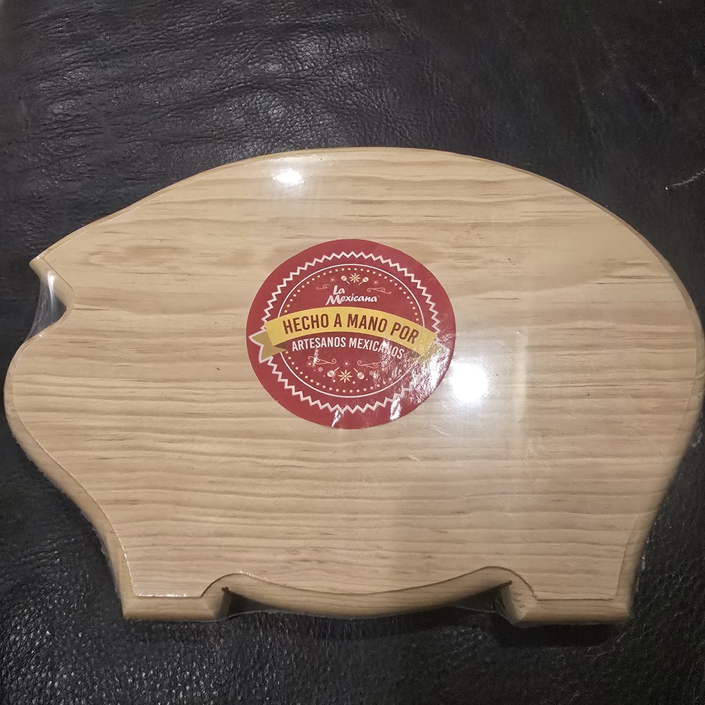 La Mexicana Pig-Shaped Wooden Cutting Board